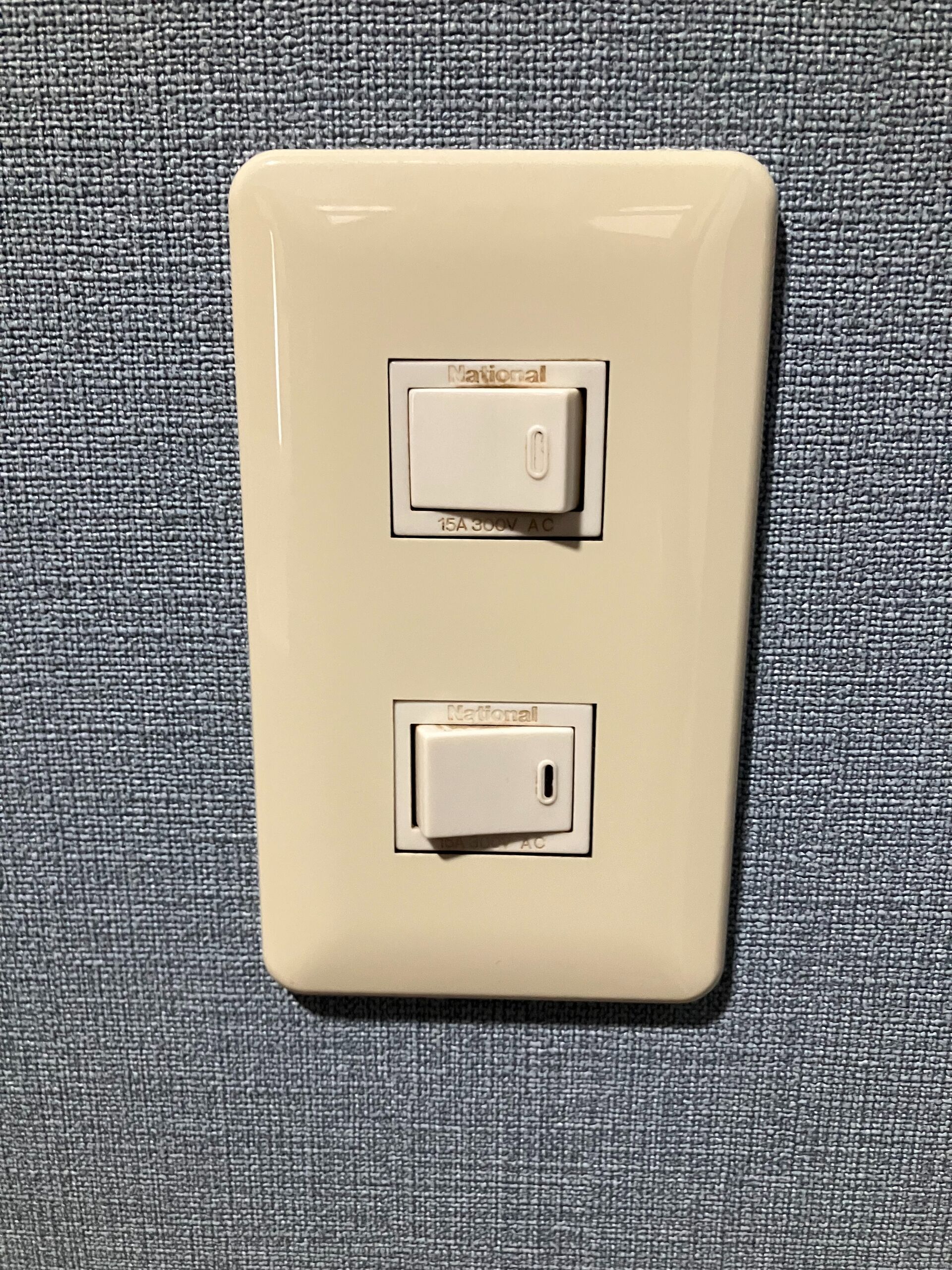 スイッチ工事前